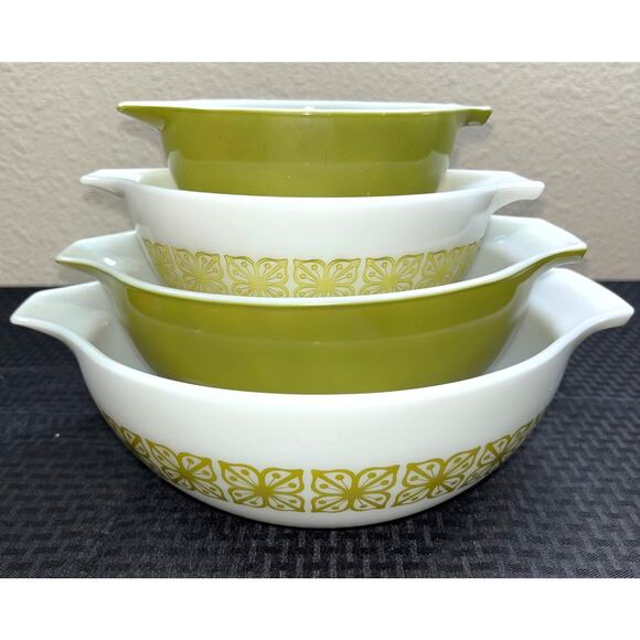 Pyrex Verde Cinderella Full Set of Four Bowls - Picture 1 of 9